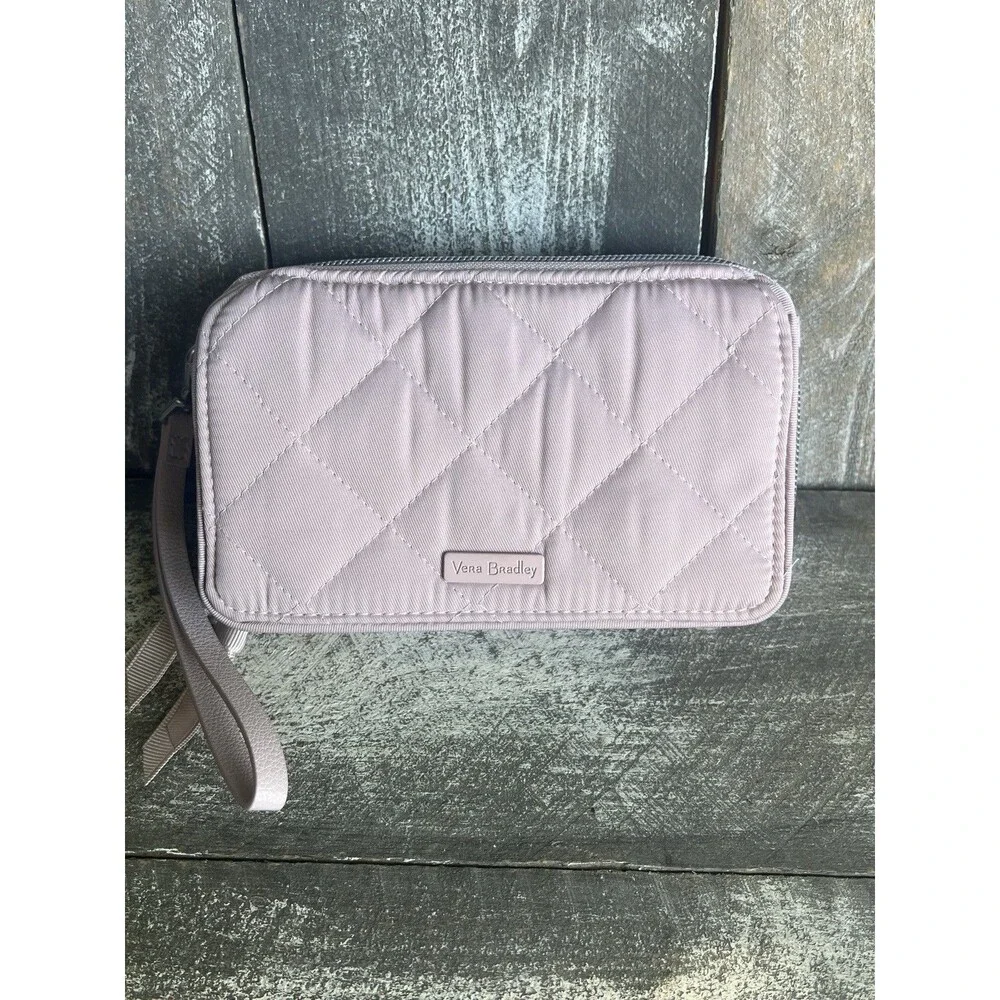 Vera Bradley Ultralight RFID Accordion Wristlet In Light Purple Lavender - Picture 1 of 5